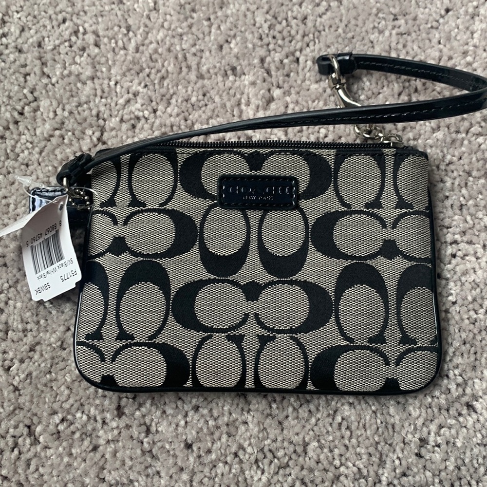 New! Black coach wristlet, never used!